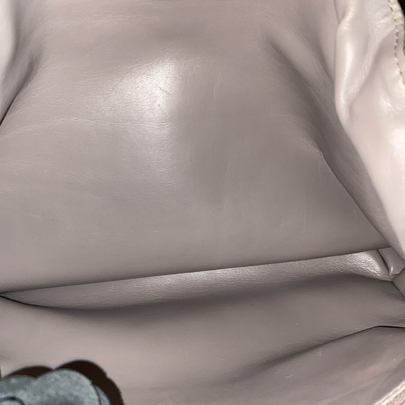 Vintage Vanessa bag made in Korea I added charm. - Picture 10 of 12